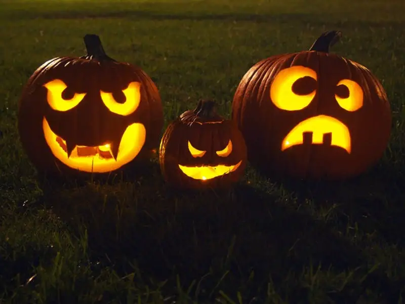 Cum sa sculptezi un dovleac pentru Halloween