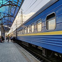 Trenuri noi în România: 37 de garnituri Alstom vin la CFR, în timp ce un tren chinezesc intră în teste la un operator privat