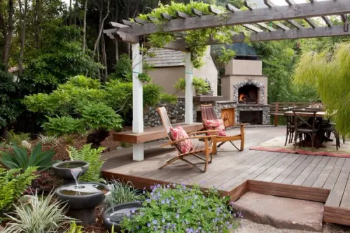 Idei de pergole pentru grădini de orice dimensiune și stil