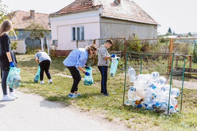 Circa 4000 de voluntari, așteptați în data de 21 septembrie, la o nouă ediție a Zilei de Curățenie Națională
