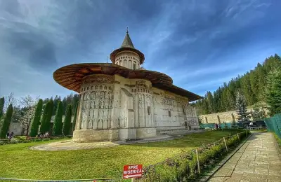 Top 6 Ideal Summer Vacation Destinations for Families in Romania