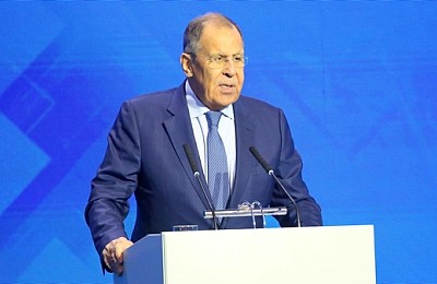 Serghei Lavrov: Rusia vrea să negocieze cu Trump garanţii de securitate pentru Ucraina