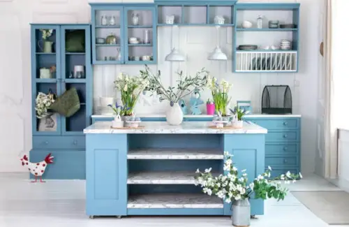 Tipstricks privind crearea de spații de depozitare într-o bucătărie mică