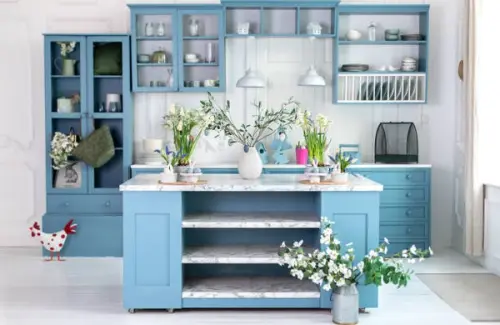 Tipstricks privind crearea de spații de depozitare într-o bucătărie mică