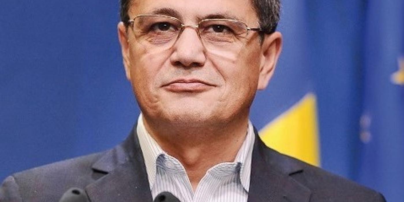 Boloş: Suma de 1.100 de lei e nivelul pensiei minime sociale, ceea ce spune foarte mult despre standardul de viaţă. Avem un scenariu de majorare a plafonului de venit care merge până în 3.000 de lei