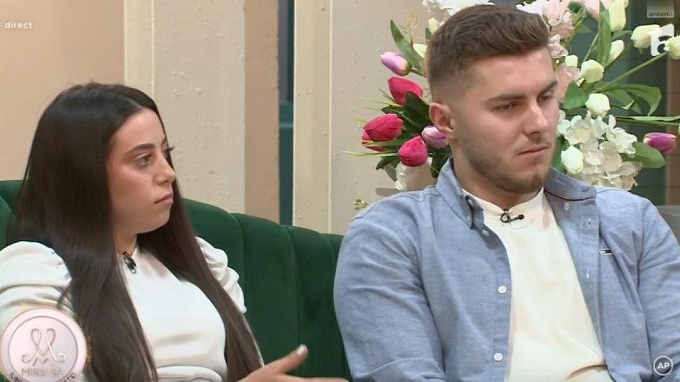 Tensiuni între Elena și Florin! Cei doi nu se mai țin de mână