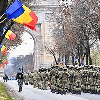 Parada Militară de 1 Decembrie 2024: programul evenimentului de la București. Aproape 3.000 de militari, tehnică de luptă și aeronave defilează la Arcul de Triumf
