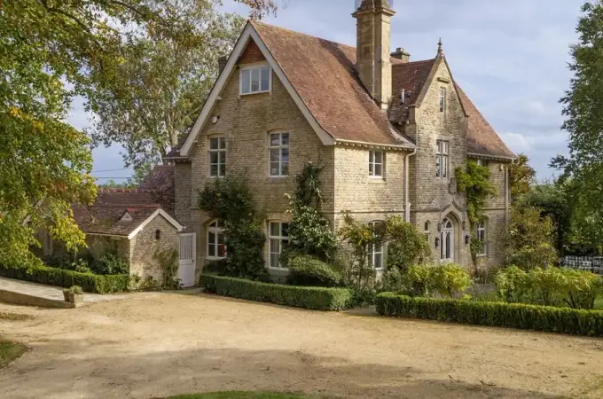 O veche casă parohială din Oxfordshire: O lecție de stil rustic contemporan