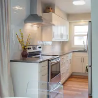 Amenajari de bucatarii mici spatii contemporane pline de inspiratie