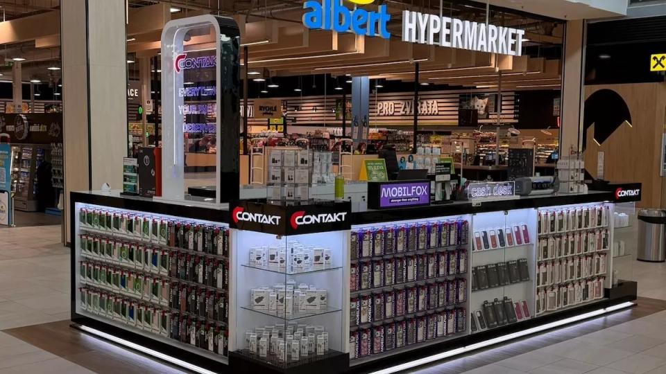 Contakt deschide prima locație din Praga și vrea 30 de magazine în Cehia