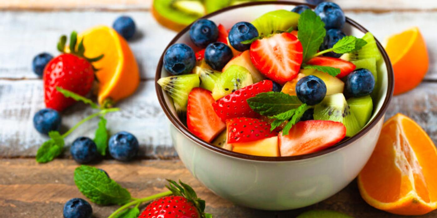 Ce se întâmplă în corp când mănânci fructe pe stomacul gol