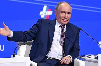 Putin respinge „încetarea totală a focului” în Ucraina. Ce decizie s-a luat privind Marea Neagră