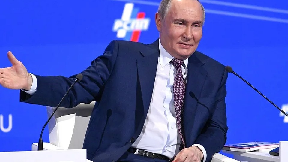 Putin respinge „încetarea totală a focului” în Ucraina. Ce decizie s-a luat privind Marea Neagră
