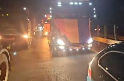 Mai multe porţi de acces în Portul Constanţa, blocate de protestatari pentru a doua seară consecutiv