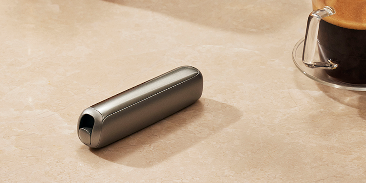 Plăcerea de a fi prezent: Ploom AURA în ritualul tău zilnic