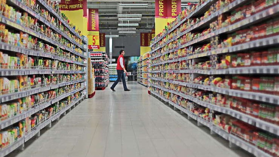 INS: România era anul trecut cel mai ieftin stat membru la alimente şi băuturi nealcoolice