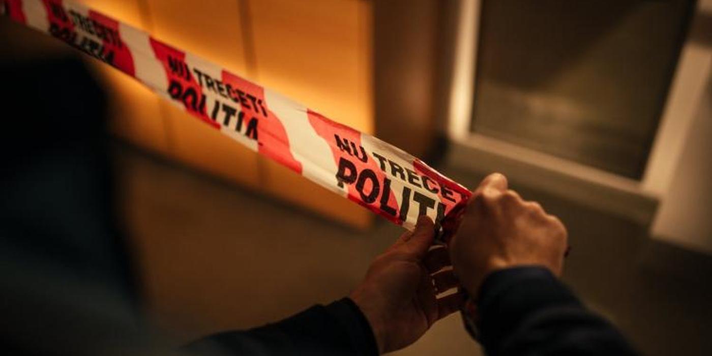 O persoană fără adăpost a fost găsită decedată într-un parc din Turda