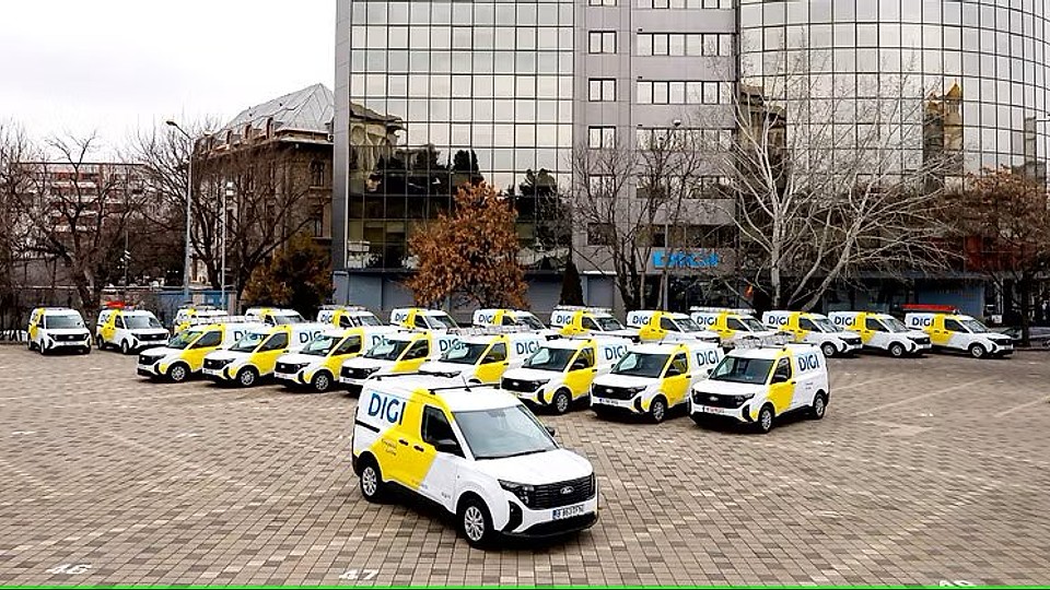 DIGI România își mărește flota auto cu 471 Ford Transit Courier produse la Craiova