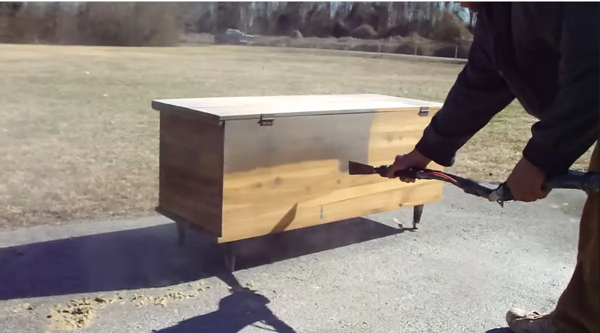 Solutii de finisare si reconditionare: sablarea lemnului