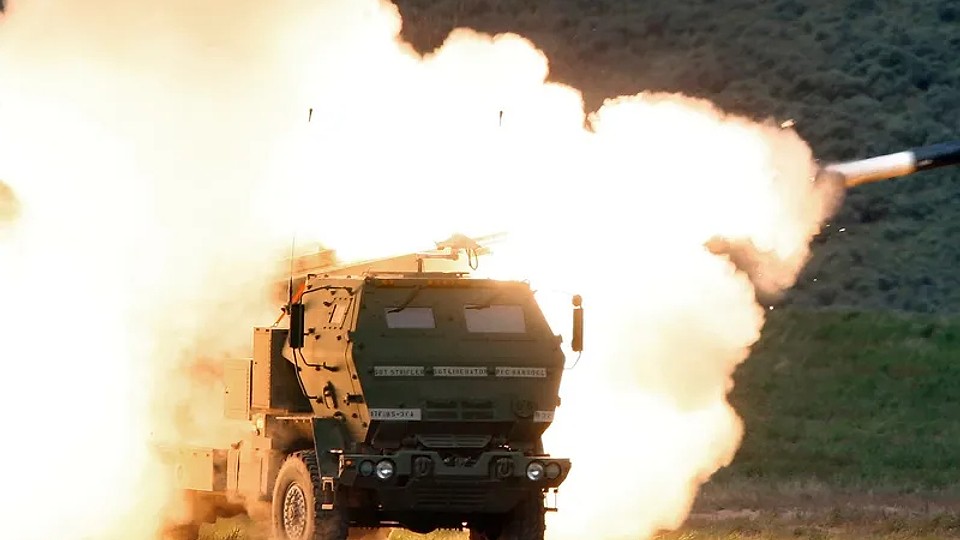 SUA blindează cerul Ucrainei. Permit Germaniei să transfere sute de rachete HIMARS și Patriot