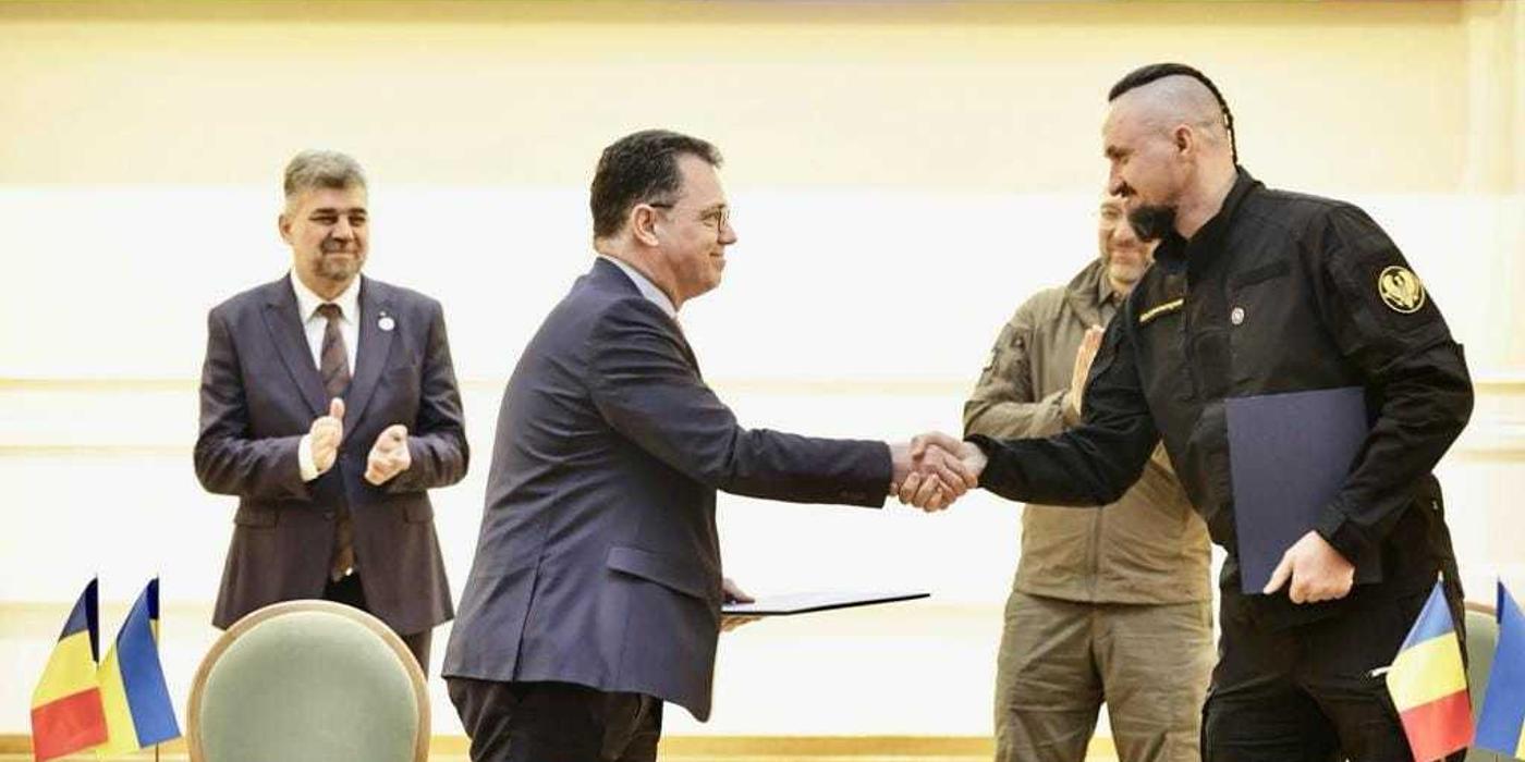 Ştefan Radu Oprea, după vizita în Ucraina: Am semnat şi un memorandum de înţelegere cu ministrul ucrainean responsabil cu industria de apărare / Discuţii cu ministrul de resort despre creşterea relaţiile comerciale bilaterale