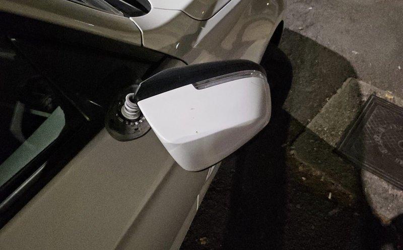 Maşini vandalizate în weekend pe strada Mecanicilor din municipiul Cluj-Napoca