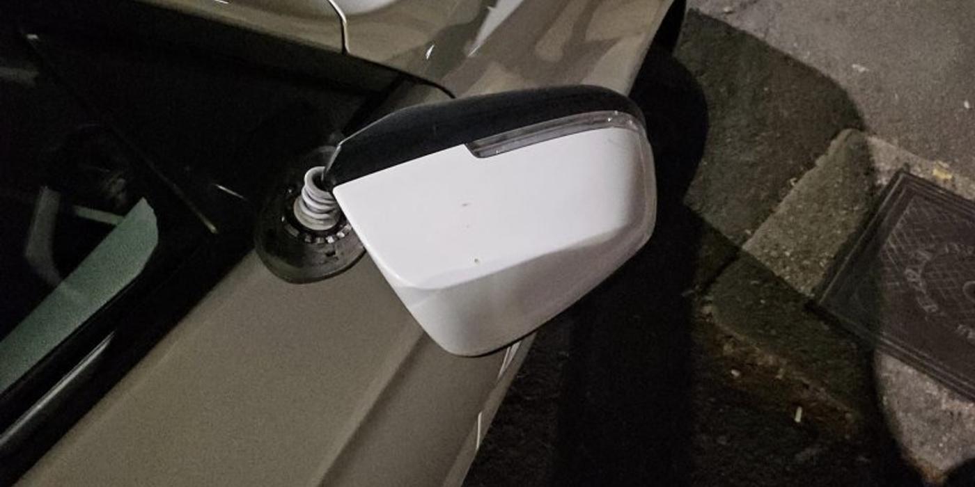 Maşini vandalizate în weekend pe strada Mecanicilor din municipiul Cluj-Napoca