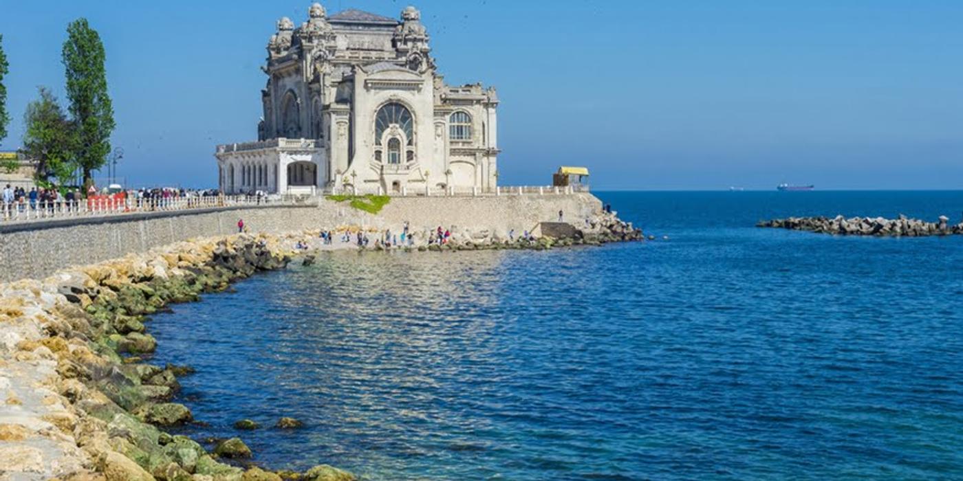 Litoralul Constanței: între albastrul infinit și paginile istoriei