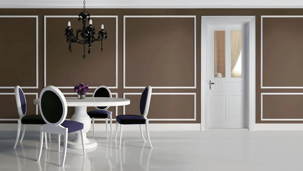 Renovare coerentă: cum se potrivesc ușile cu toc ascuns cu ușile albe și parchetul stratificat
