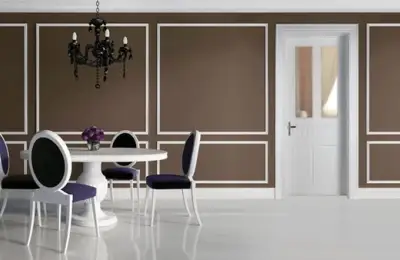 Renovare coerentă: cum se potrivesc ușile cu toc ascuns cu ușile albe și parchetul stratificat