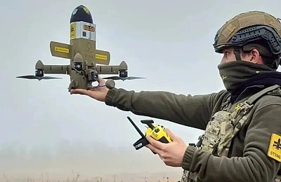Ucraina trimite antidrone să protejeze bazele SUA din Orientul Mijlociu. Rusia ajută Iranul să le bombardeze