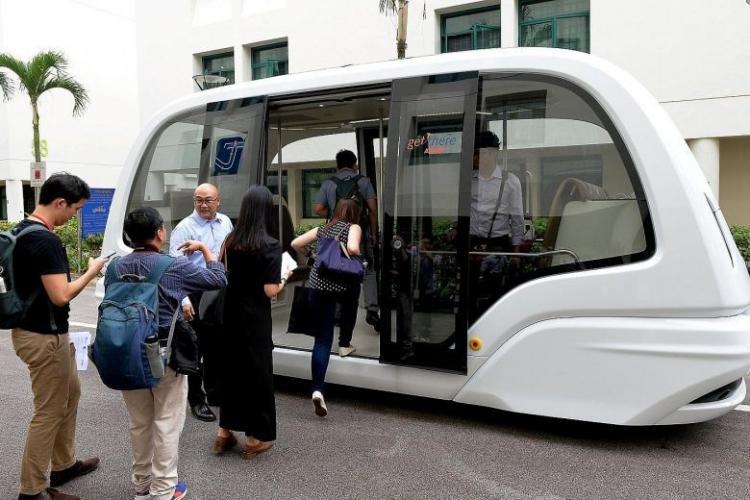 Boc nu renunță la visul de a le oferi clujenilor autobuze fără șofer