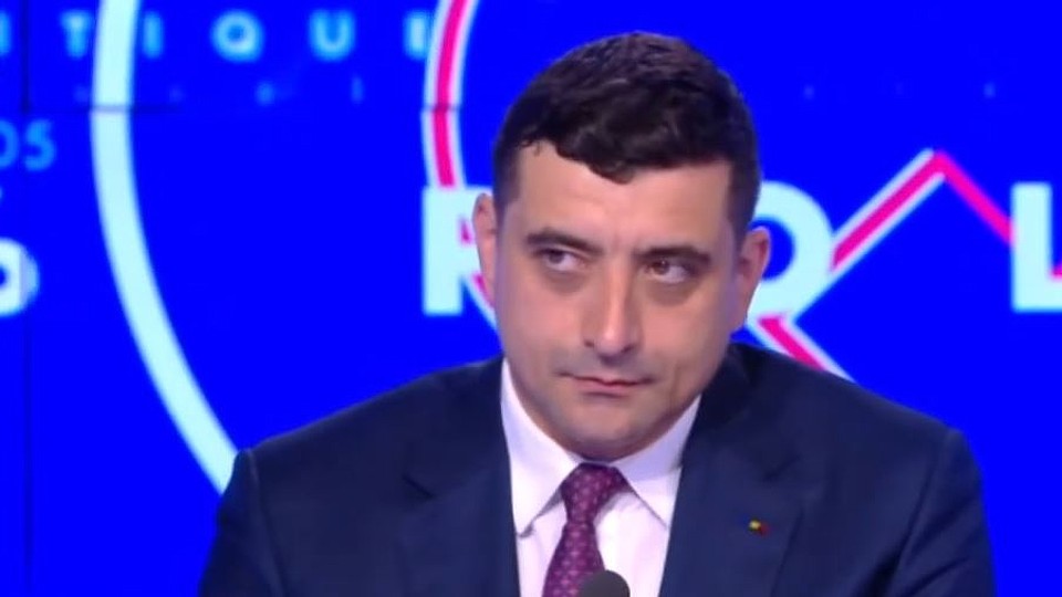 George Simion a șters pe jos cu francezii care atacau România, chiar la Paris: Românii sunt europeni, prin istorie și geografie. Și democrați. Spre deosebire de Emmanuel Macron! Ați pierdut relația cu Dumnezeu, cu eroii voștri, nu mai știți cine sunteți