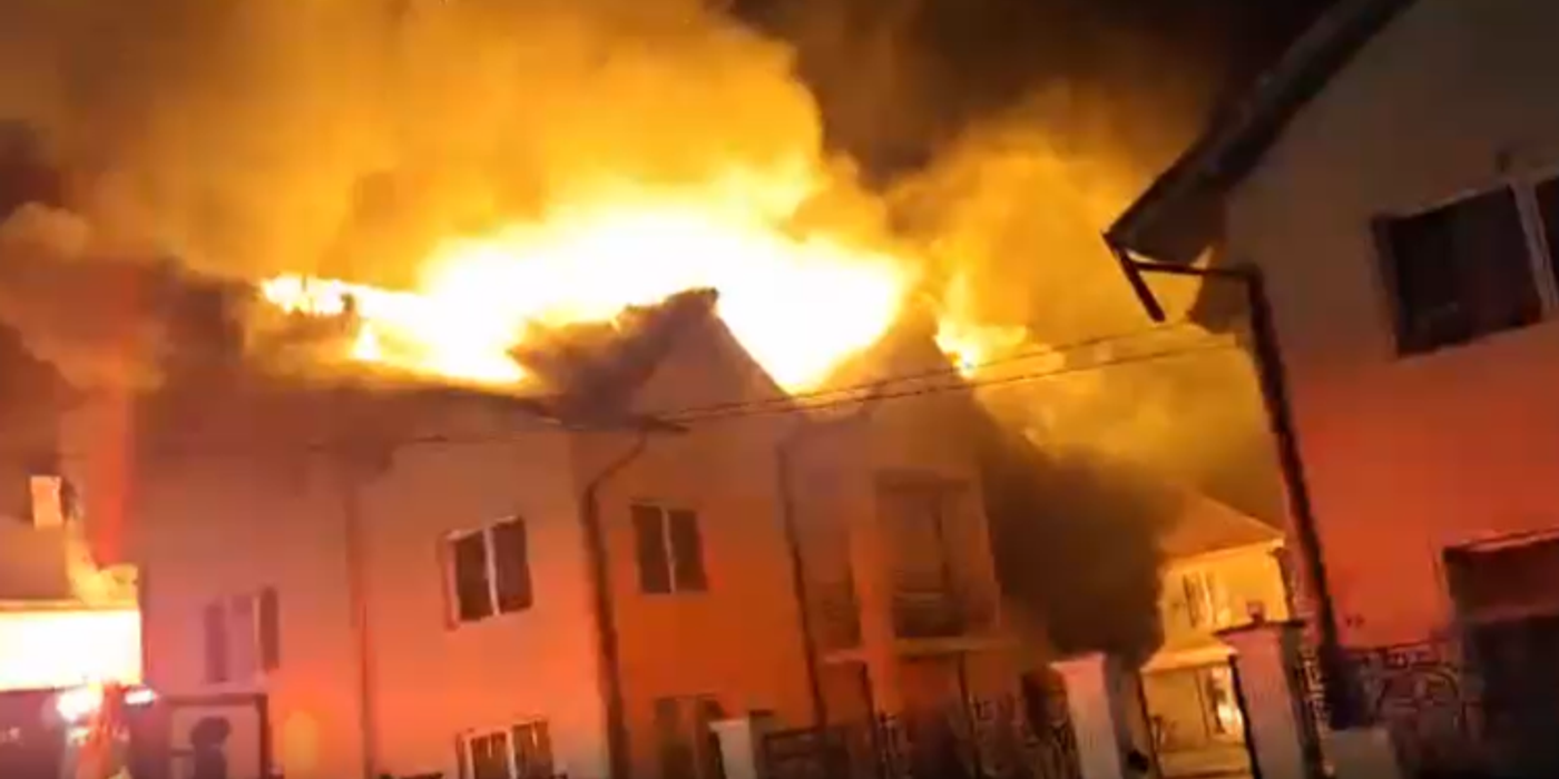 Incendiu în cursul nopții trecute la o casă de locuit de pe strada Magnoliei din Baciu