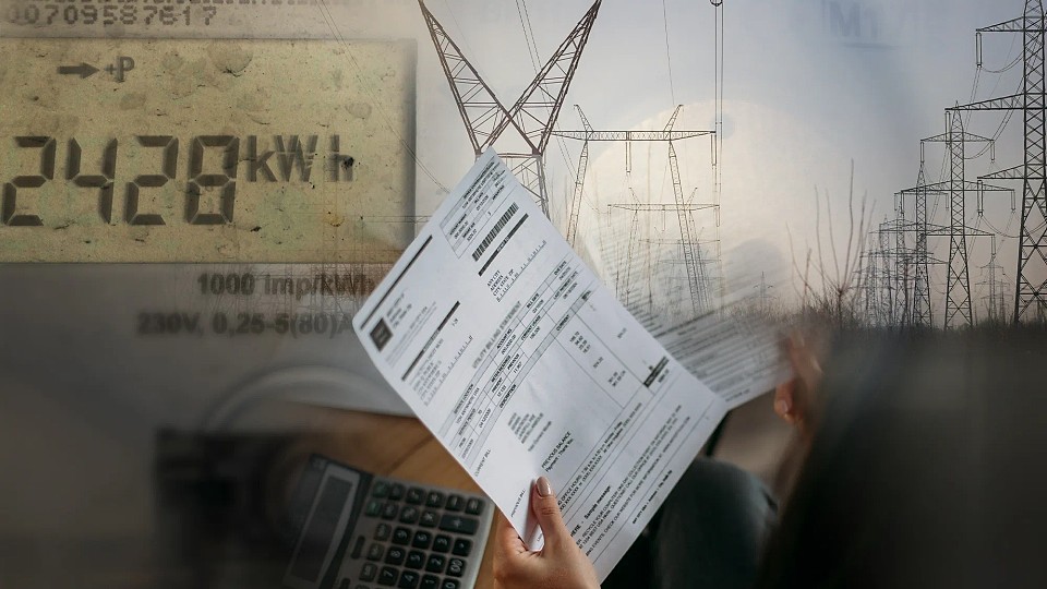 Facturile la electricitate cresc din nou de la 1 noiembrie. Este a patra scumpire din ultimele luni / Cât vom plăti în plus și unde se duc banii