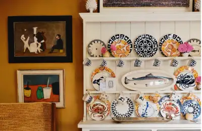 Mixarea propriilor culori de vopsea, modul în care poți crea nuanțe personalizate pentru casa ta