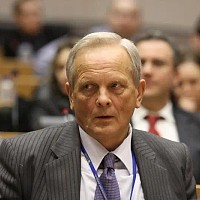 Theodor Stolojan, critici la adresa PNL: „Are și el o mantră, să nu renunțăm la cota unică/ A sosit momentul să o modificăm”