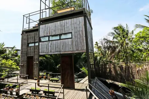 Casutele copilariei construite de adulti. 10 cele mai frumoase casute din copaci