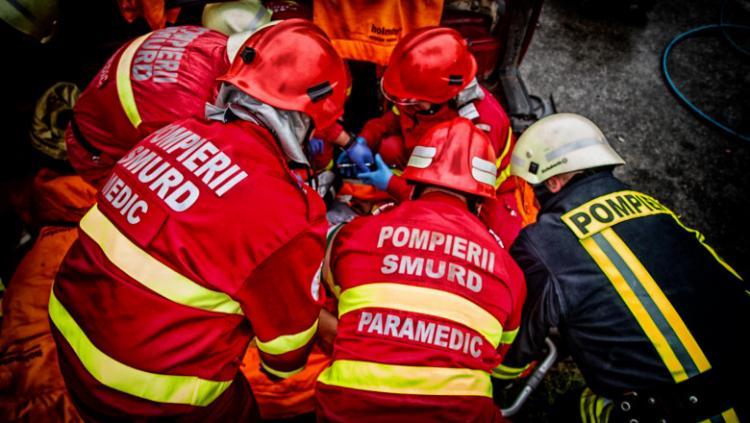 Incident tragic în Huedin, miercuri dimineață. O femeie a căzut de la etajul al patrulea al unui bloc din oraș