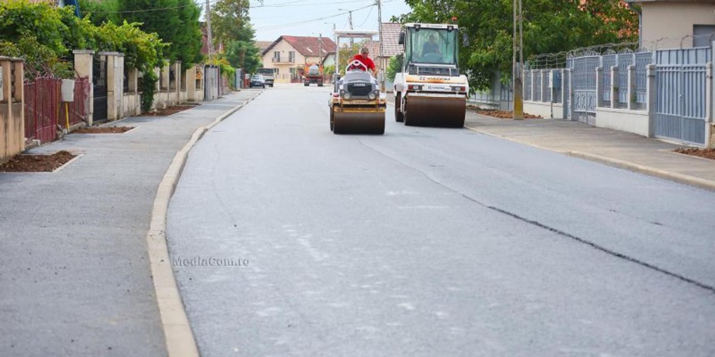 Strada Valea Racoșei și strada Detunata din Turda au fost asfaltate