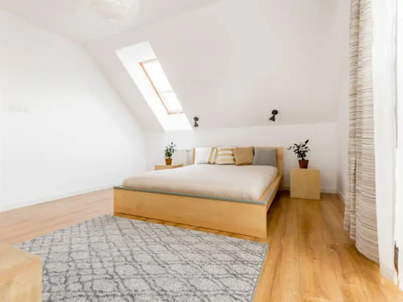 Top 10 cele mai potrivite perdele pentru mansarda casei