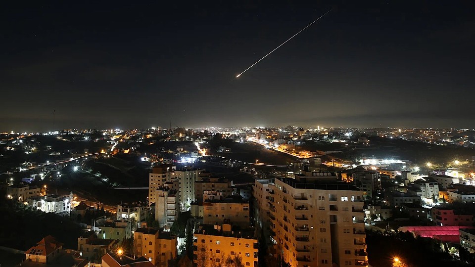 Israel avertizează Europa după ultimul atac surpriză al Iranului: „Paris, Berlin, Roma – toate sunt în rază” / Noi atacuri iraniene în Golf. Condiția Teheranului pentru pace