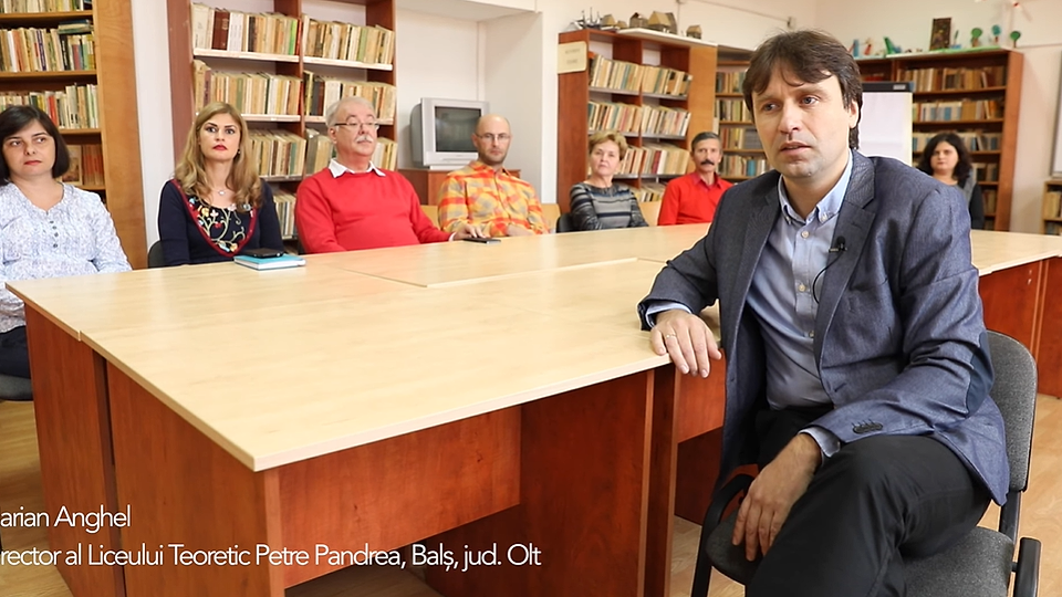 Noaptea minții! Un director de școală, Marian Anghel, propune importul a 100.000 de profesori din Asia, pentru a acoperi criza de cadre didactice din România
