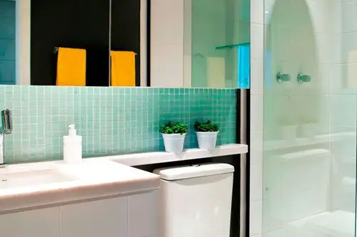 Sfaturi de amenajare pentru bai mici