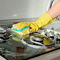Colțurile casei unde se adună cele mai multe bacterii. Ce trebuie igienizat mai des