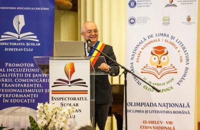 Sute de olimpici la limba română, primiți cu brațele deschise la Cluj. Emil Boc: „Sunteți deja învingători!”