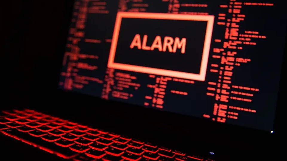 Agenții ruși care au interferat în alegeri trec la sabotaje în industria apărării. Activi în România