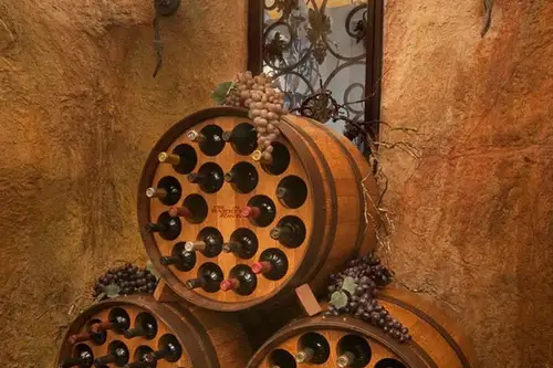 18 moduri prin care sa refolosesti butoaiele vechi de vin (DIY)
