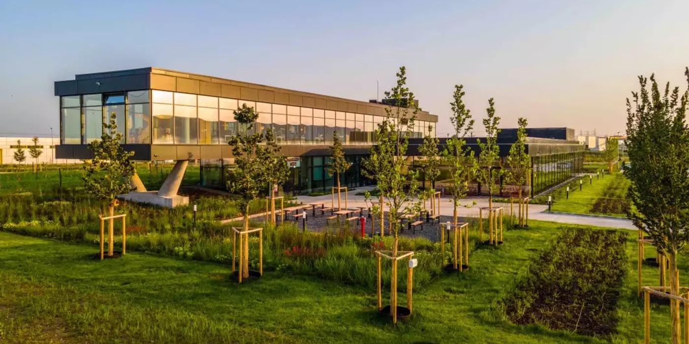 Moda clădirilor verzi a continuat și în 2022