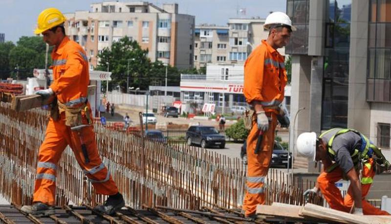 INS: 7,6 milioane de români au o ocupație, 10,8 milioane de români nu lucrează pentru că fie sunt pensionari, fie au nevoie de ajutor social sau sunt elevi și studenți